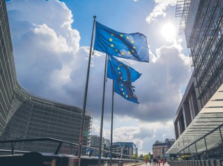 Podatek korporacyjny: UE zdecyduje w sprawie minimalnego 15-proc. CIT