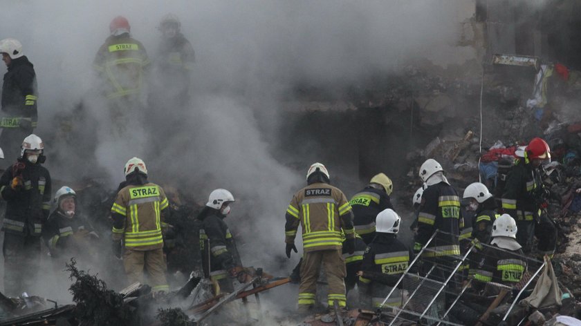 Potężny pożar pod Warszawą. Eksplodowały fajerwerki