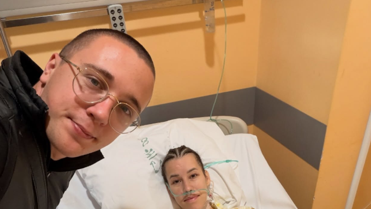 Devojka sa krilima izgubila bebu: Oglasila se emotivnom objavom na mrežama slikom iz bolnice