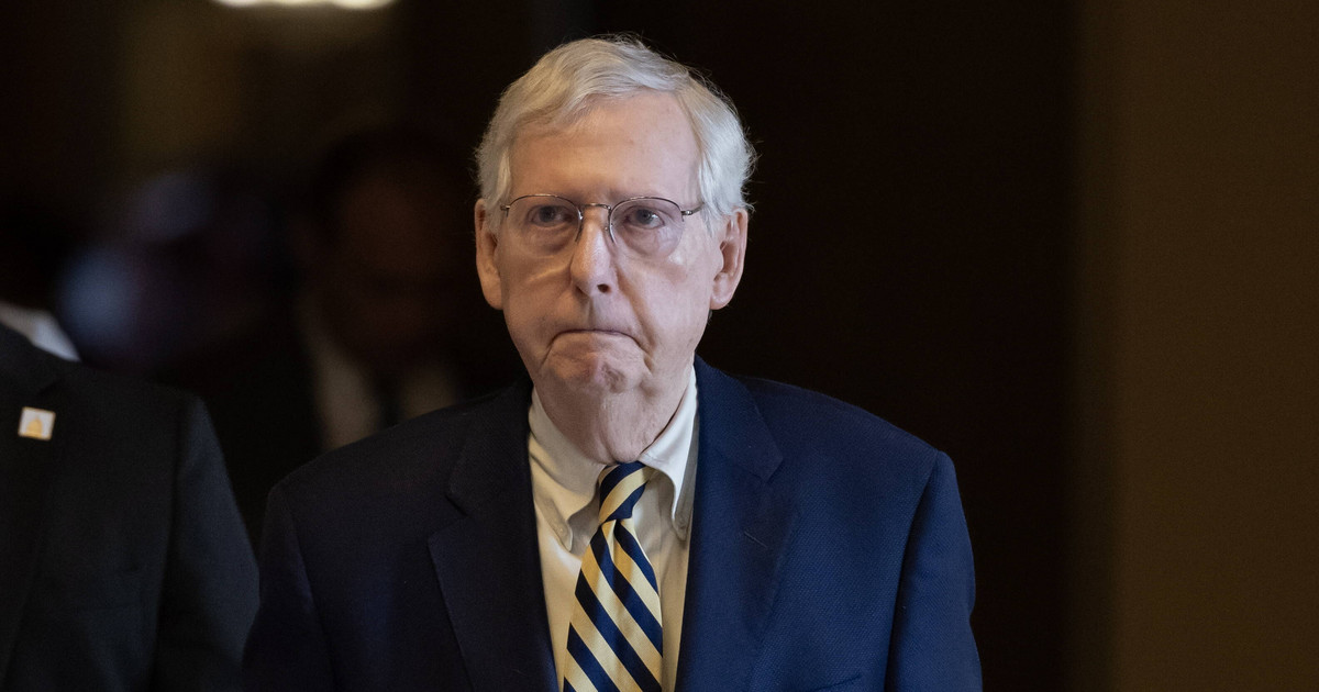 Concerns about the Republican leader’s health.  McConnell froze at the meeting [WIDEO]