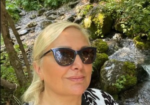 Leontina Vukomanović