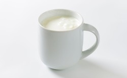 GIS ostrzega przed obecnością bakterii Salmonella w partii produktu kefir