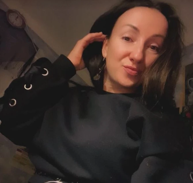 Marija se u početku javljala iz Meksika, a onda su pozivi postali sve ređi, a razgovori sve čudniji