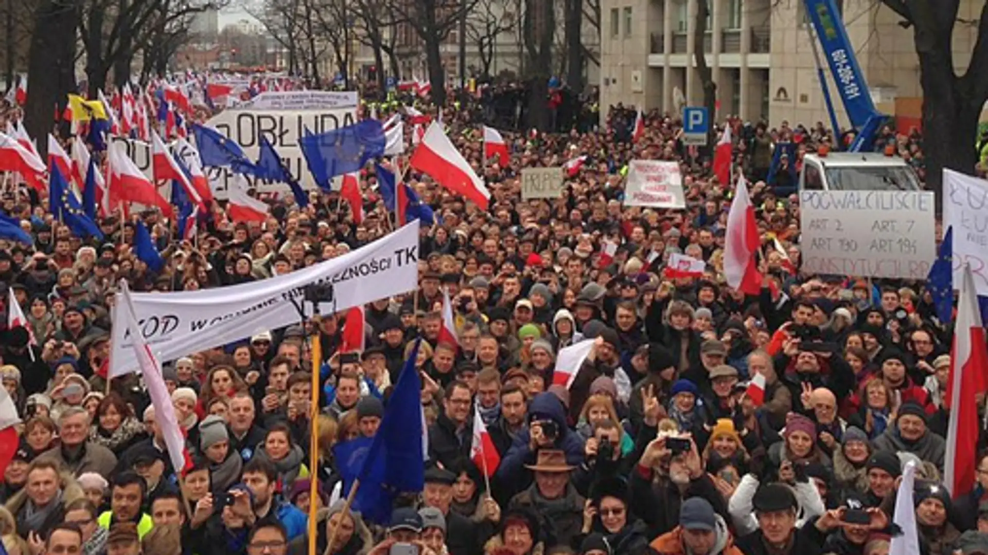 Muzycy protestują przeciw wykorzystaniu ich utworów na marszu KOD-u