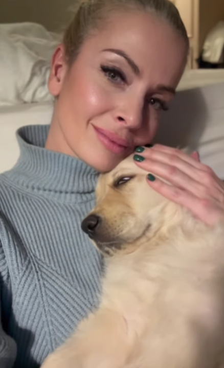 Marianna Ďurianová so svojím psíkom.