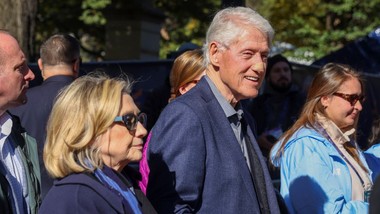 bill i hillary clinton postawieni w stan oskarżenia. grozi im więzienie