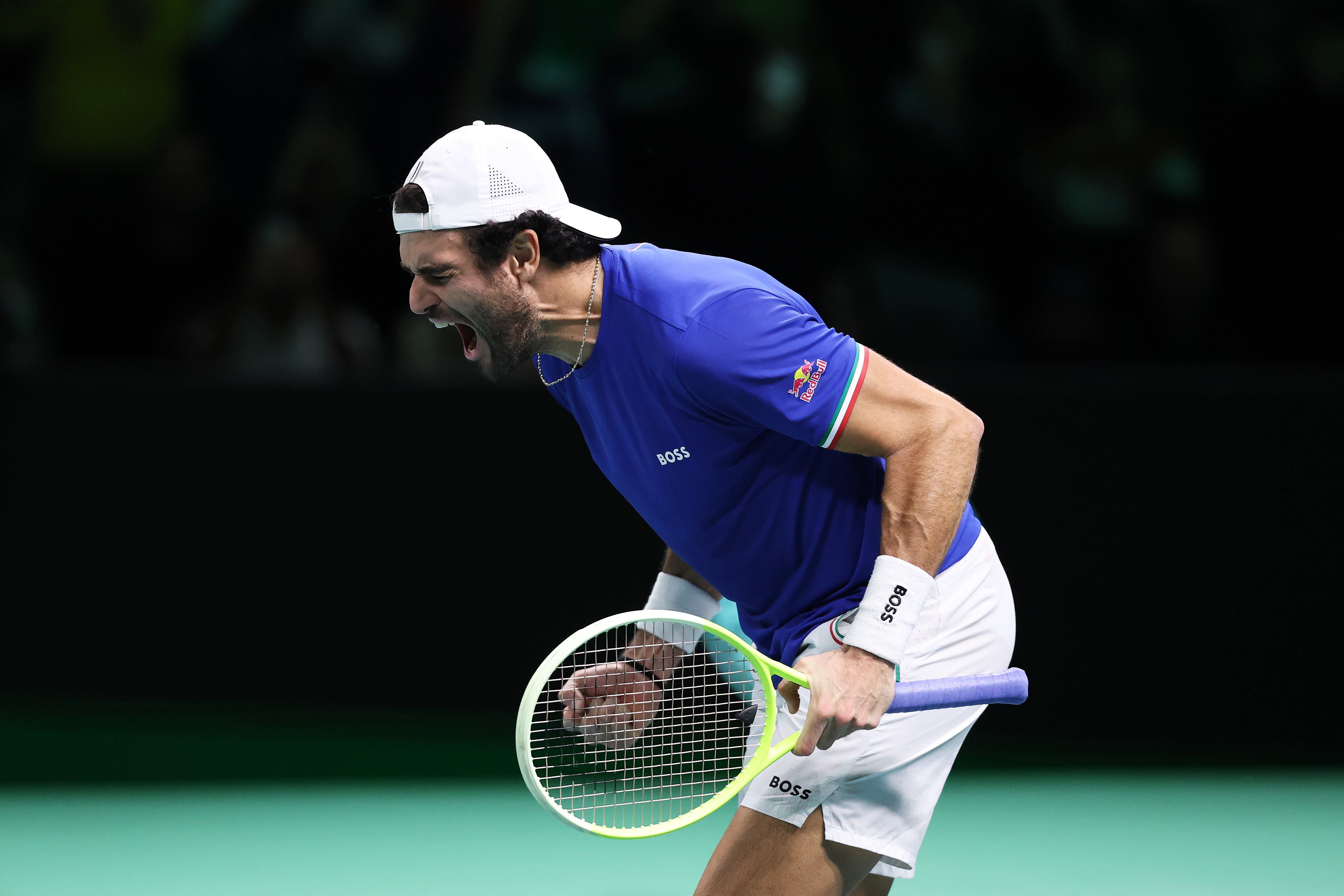 Malore in tribuna: Munar protesta e scatena le ire del pubblico