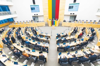 Polski marsz przez litewskie instytucje. Obie strony czeka jeszcze niejeden wymuszony kompromis