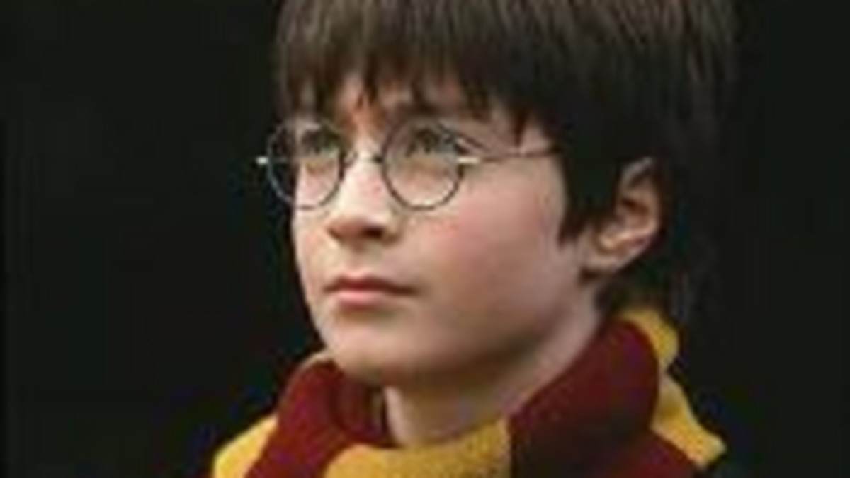 Z udziałem gwiazd, luminarzy kina i grona krytyków odbyła się w niedzielę w Londynie światowa prapremiera filmu "Harry Potter i Kamień Filozoficzny", według