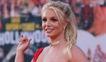 Britney Spears z rozkraczonymi nogami znowu szokuje. Tym razem pręży się przy rurze