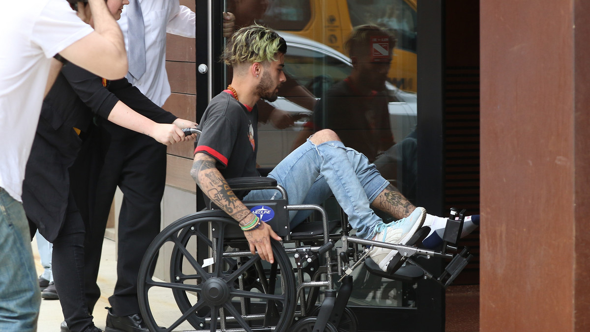 Zayn Malik na wózku inwalidzkim