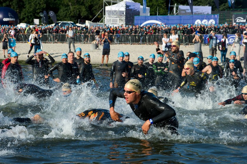 Kiedy w 2009 roku uległ wypadkowi komunikacyjnemu w kopalni i stracił nogę, nie myślał o sporcie. 