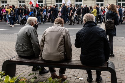 Polacy na ZUS nie liczą, spodziewają się głodowych emerytur