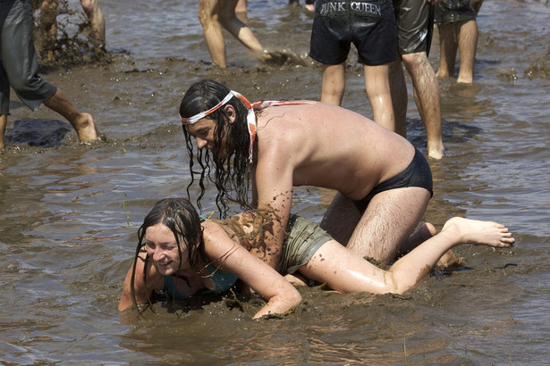 Pół miliona osób tańczy pogo. Tłumy na Przystanku Woodstock