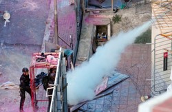 Niespodziewana bitwa policji w Barcelonie. "Dzielnica stanie w ogniu"