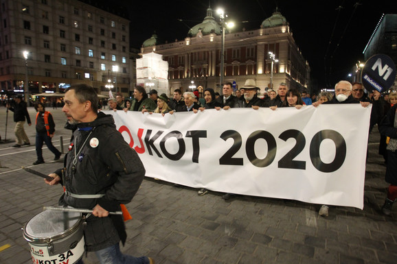 Protest je počeo kod Filozofskog fakulteta, a završava se kod RIK-a