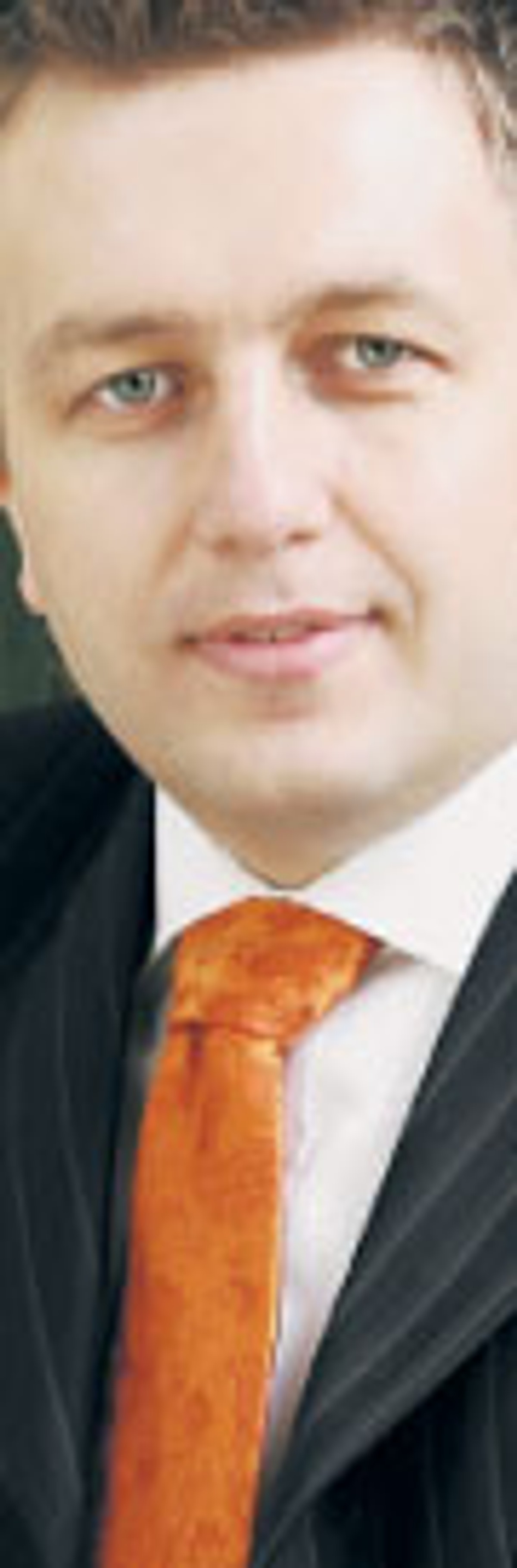 Piotr Trębacki, radca prawny, szef zespołu zamówień publicznych w Kancelarii Gessel w Warszawie
