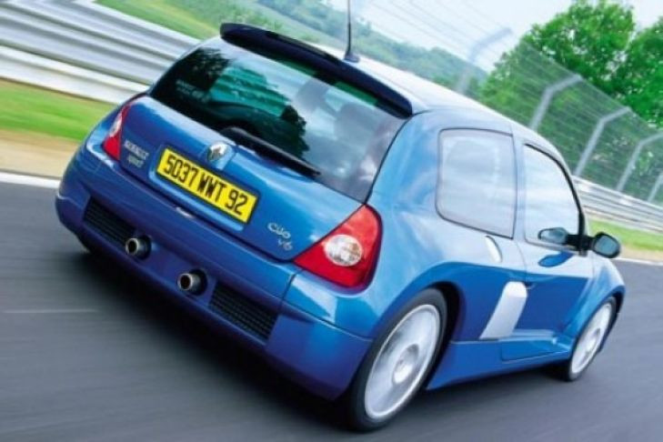 Renault Clio V6 – tak jeździ najmocniejsza fabryczna wersja