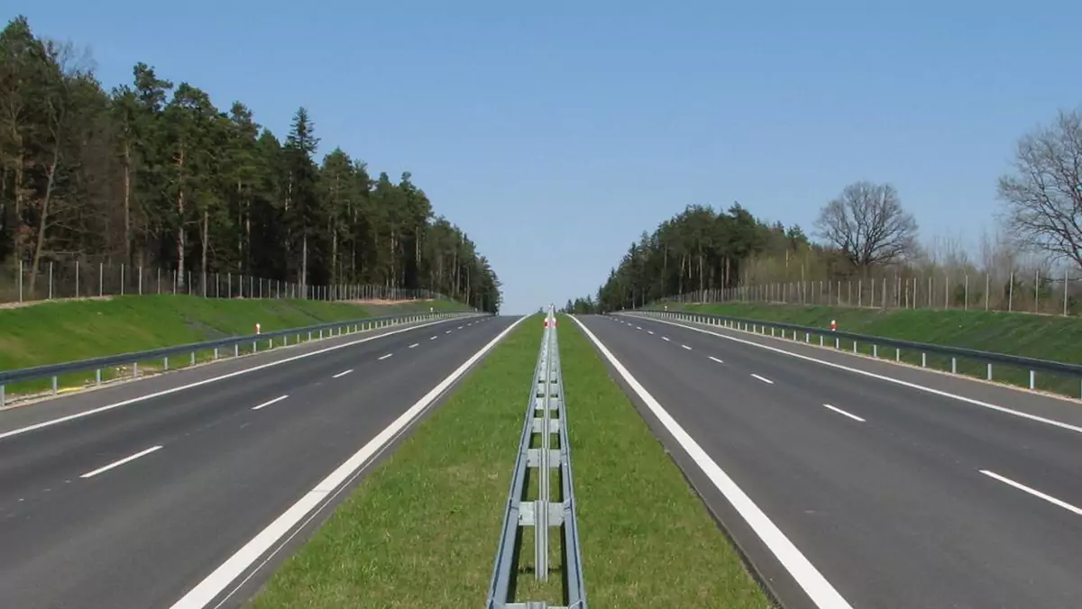 GDDKiA podpisała umowę na zaprojektowanie i budowę drogi ekspresowej S74 na odcinku Mniów — Kielce w woj. świętokrzyskim