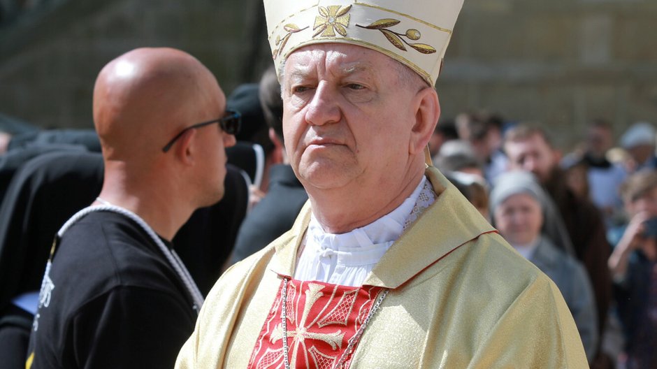 abp Józef Guzdek