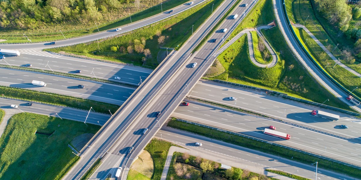 Budowa autostrad drożeje w zawrotnym tempie.