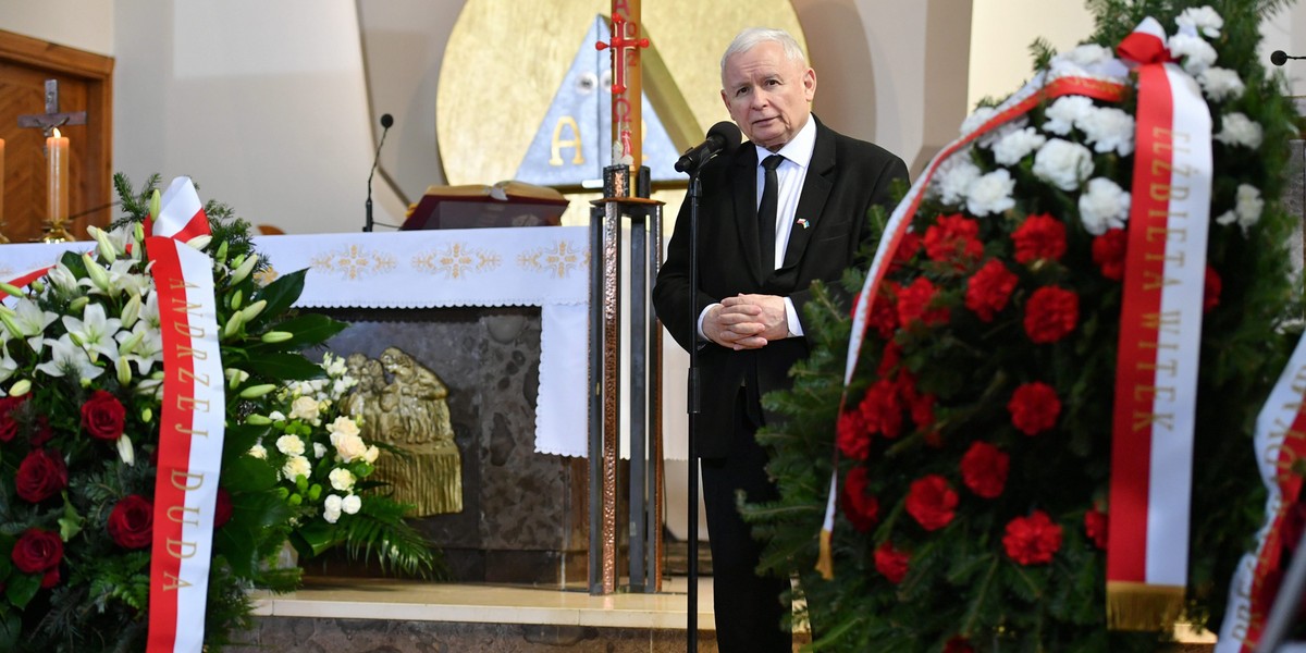 Kaczyński mówił, że żegna "kolegę, przyjaciela, doradcę, ale jednocześnie działacza".