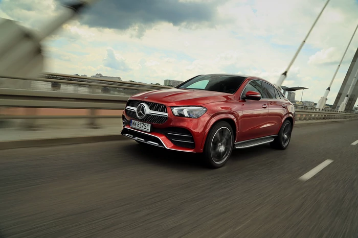 Mercedes GLE Coupe 400d - Coupe na szczudłach