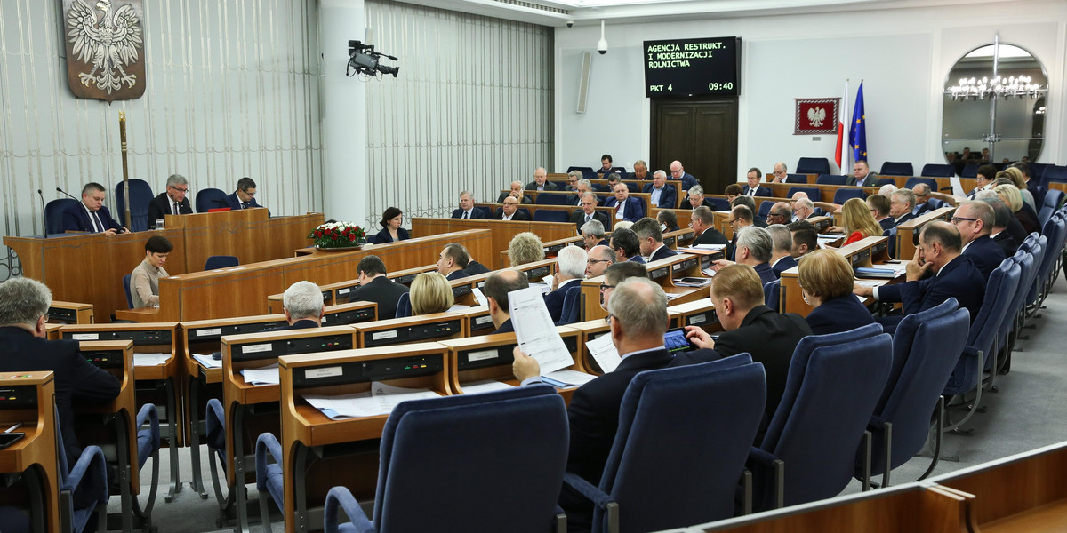 Posłowie upokorzeni? Teraz prezydent zdecyduje