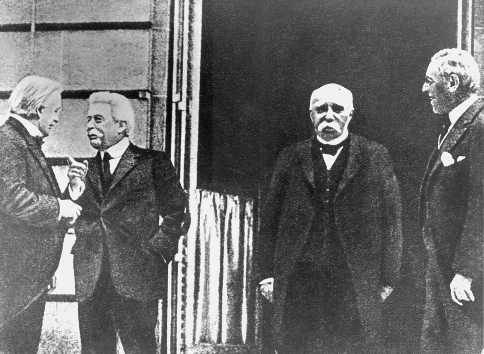 Na zdjęciu David Lloyd George, Vittorio Emanuele Orlando, Georges Benjamin Clemenceau i Woodrow Wilson