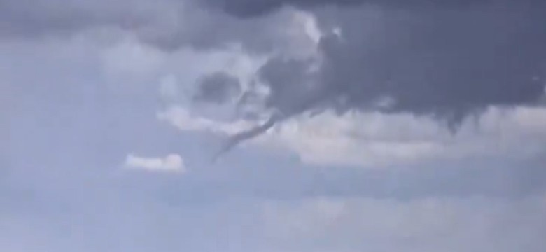 Potężne burze przechodzą przez Polskę. Groźne zjawisko nad Warszawą