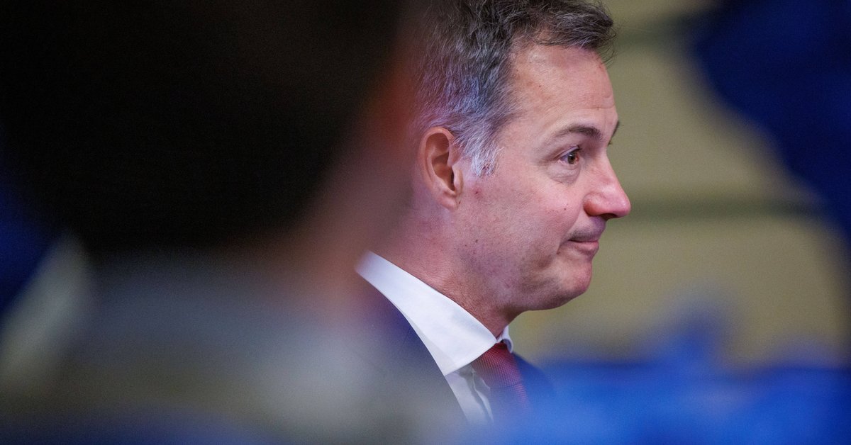 Premier Belgii podał się do dymisji. Zdecydował wynik w wyborach