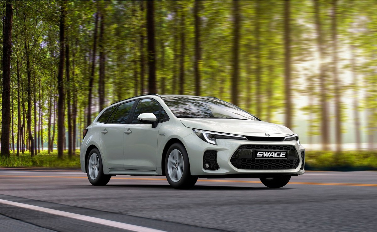 Suzuki Swace fl