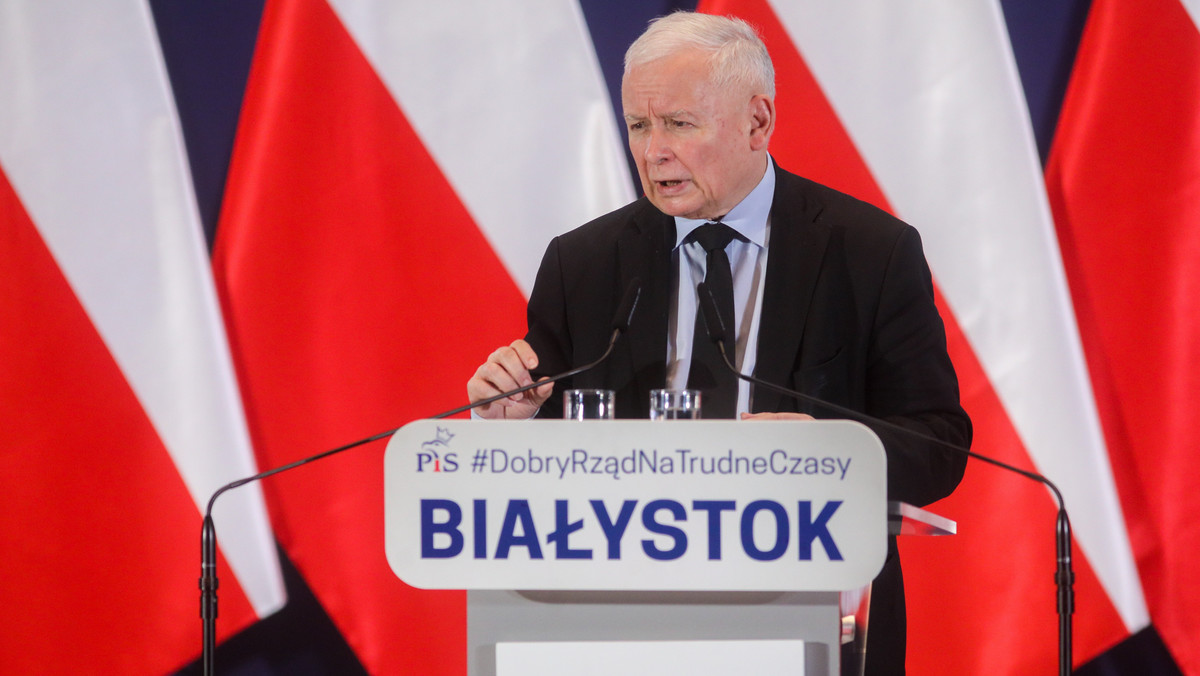 Jarosław Kaczyński mówi o euro po trzy złote. Fala komentarzy