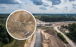 Sensacyjne odkrycie na budowie drogi S7. Co z pracami?