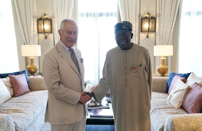 Kralj Čarls III sa predsednikom Nigerije