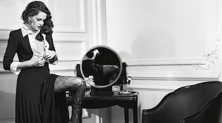 Kristen Stewart a Chanel kampányban - Fotó: Profimedia-Reddot