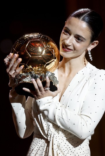 Aitana Bonmati ze Złotą Piłką. Tak wygląda najlepsza piłkarka sezonu 2023/24
