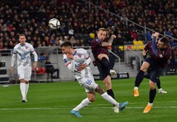 Raków liderem. Gol Lopeza niezwykle ważny dla losów walki o tytuł [WIDEO]