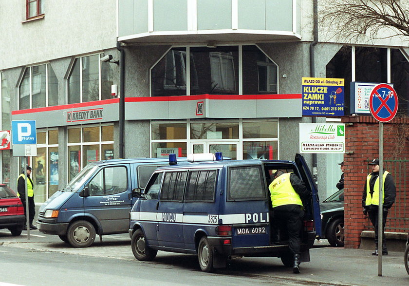 Napad na Kredyt Bank w Warszawie w marcu 2001 roku