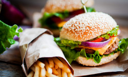 Fast food - składy i wpływ na zdrowie. Rodzaje fast foodów