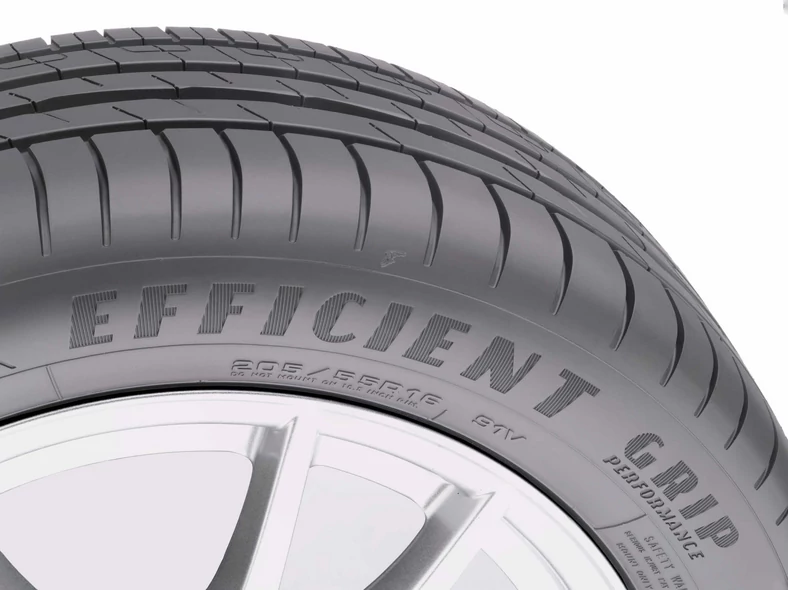 Opona Goodyear EfficientGrip Performance 2 charakteryzuje się bardzo nickimi oporami toczenia