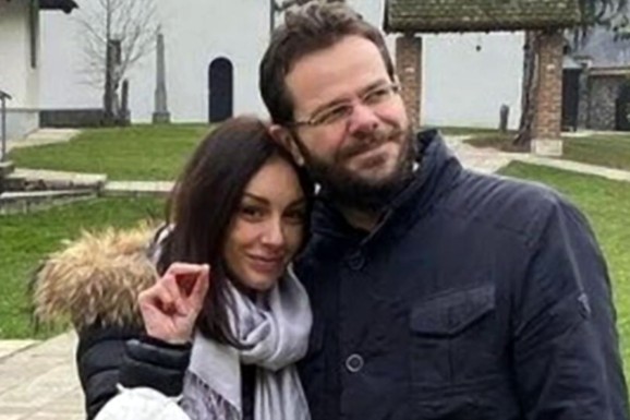 Studirao je glumu sa Slobodom Mićalović, PA POSTAO OTAC U MA