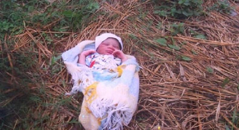 Day-old baby dumped by unidentified mother rescued in Niger/Illustration. [talkofnaija]