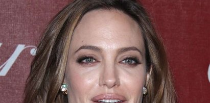 Angelina Jolie trochę się odmłodziła. Zobacz jak!