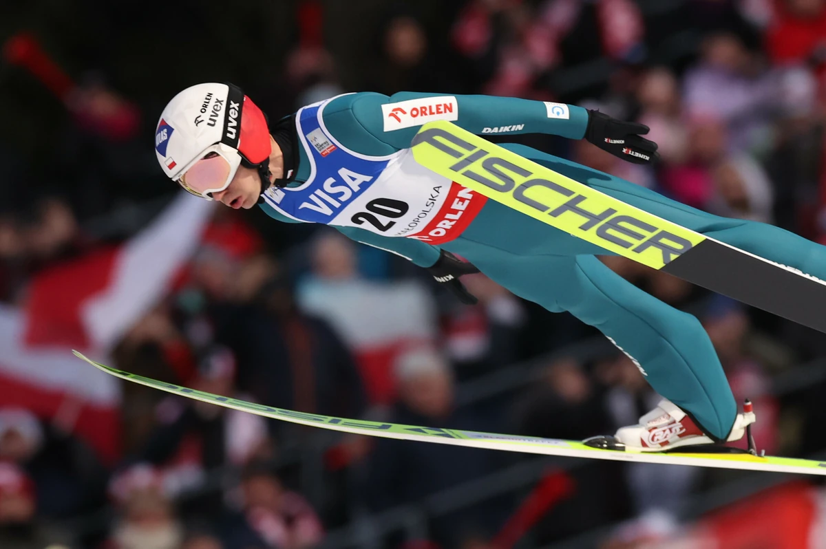 Puchar Świata Raw Air 2025 - program na dzisiaj. O której skoki narciarskie w czwartek 13 marca? Transmisja na żywo - kiedy?