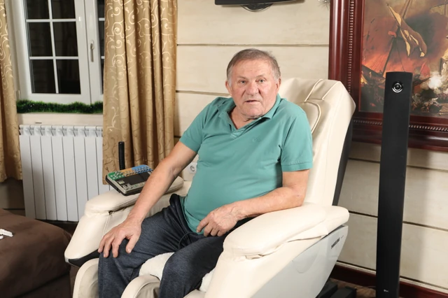 "Večeras unosimo badnjak, sutra kreću božićni rituali" Miloš Bojanić je veliki vernik, u kući od 1.500.000 evra praznici su nezamislivi bez OVOGA