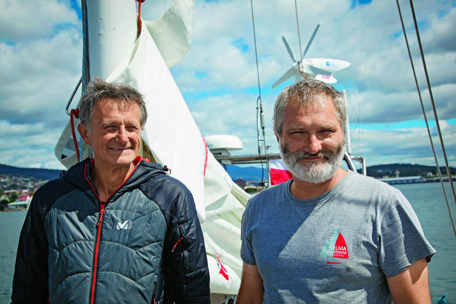 To po rejsie na Antarktydę „Panoramą” Krzysztof „Kris” Jasica (po prawej) i Piotr Kuźniar postanowili mieć jacht, który pływa tam regularnie.