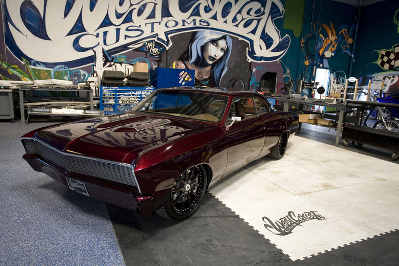 Jak pracuje West Coast Customs?