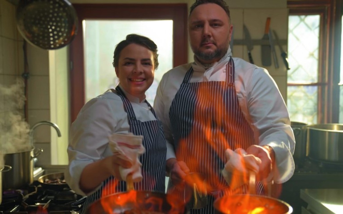 "Rosół polski" - nowy program TVP2 odkrywa kulinarne tajemnice Polski