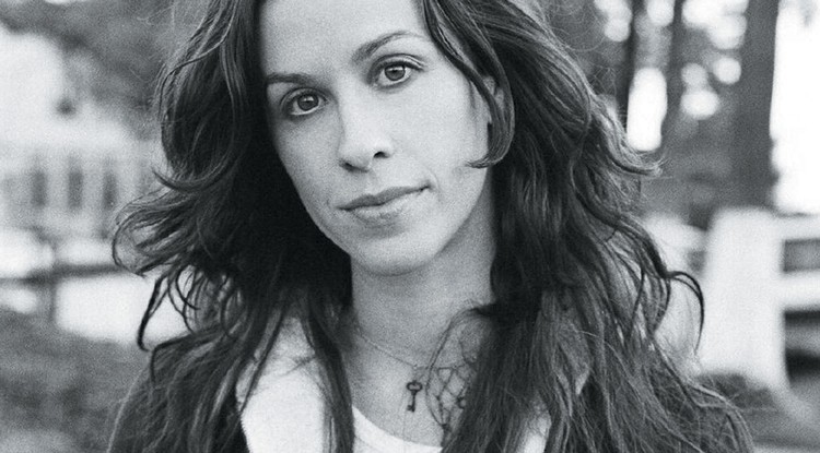 Felismered így? Új külsővel hódít Alanis Morissette